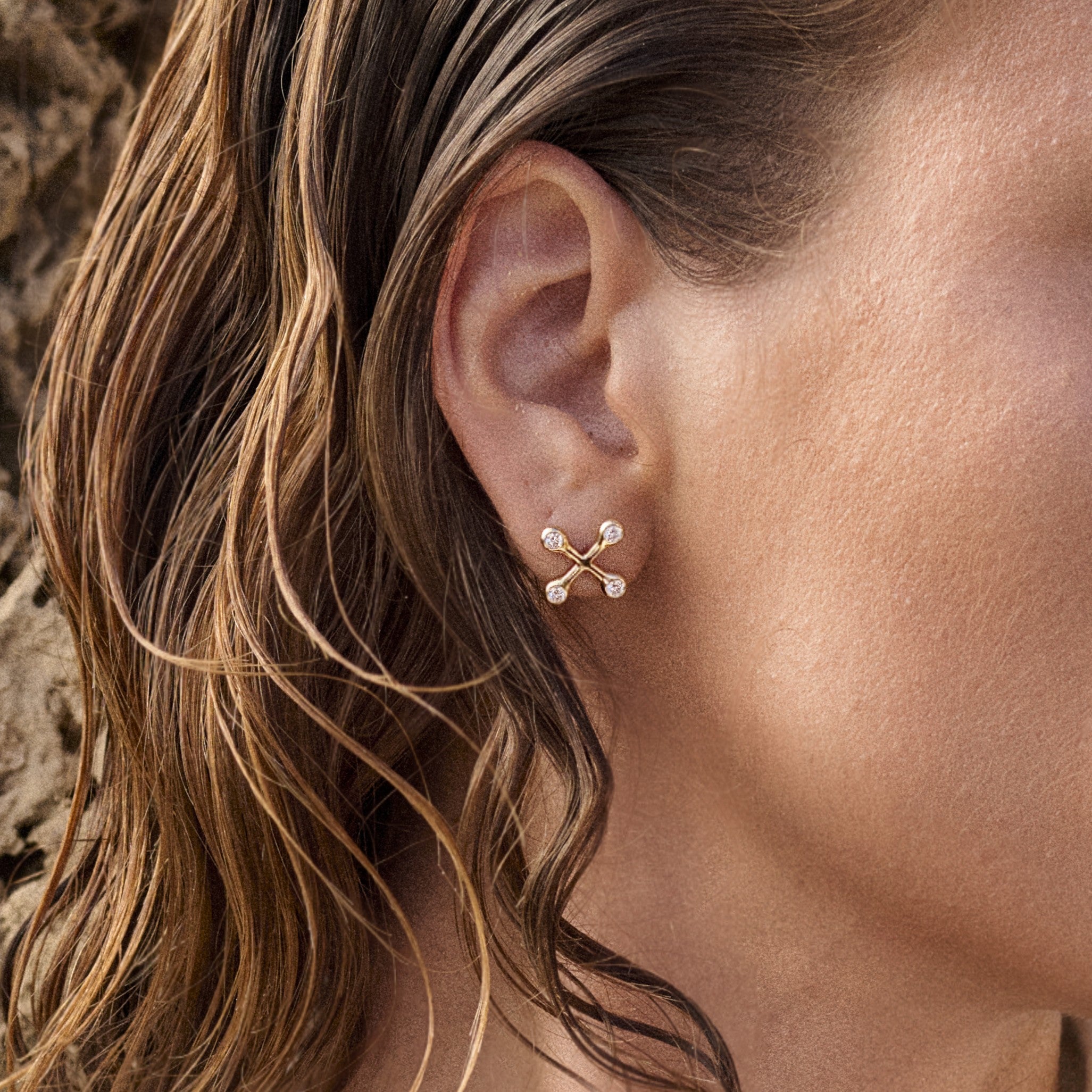 Align Your Flow Large Diamond Earrings